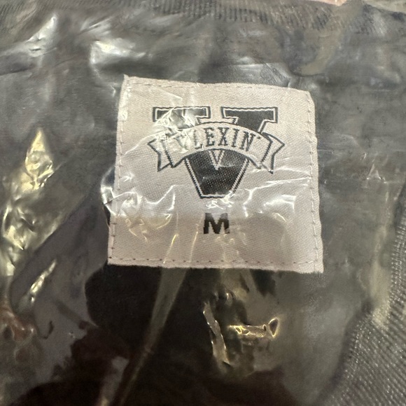 Vlexin Coach Pullover-Black - Picture 4 of 6